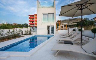 Luxury Villa with Pool in Okrug Gornji near Trogir
