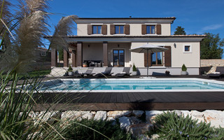 Istrian Luxury Villa with Private Pool Wellness and Sport Center near Pula 
