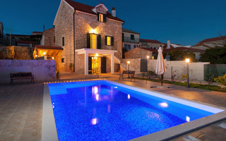 Gorgeous Dalmatian Stone House with Pool Island Solta