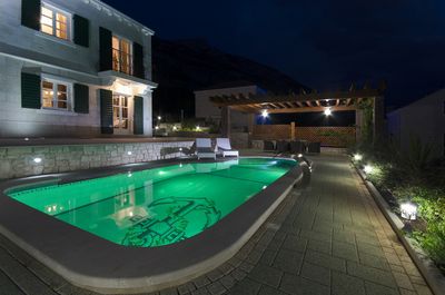 Luxuriously Equipped Villa with Heated Pool and Jacuzzi Makarska