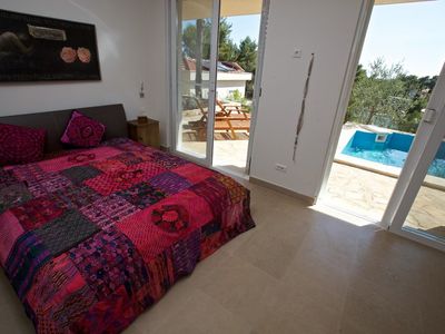 Three Bedroom Villa with Pool in Duboka Bay near Milna Brac