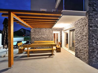 Luxury Modern Villa with Pool and Roof Terrace, Island Ciovo