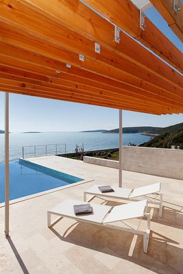 Modern Seafront 5 Bedroom Villa with Infinity Pool and Private Beach Island Vis