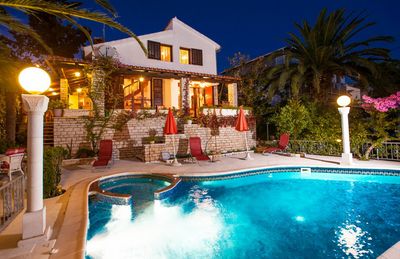 Croatian Seaside House with Pool near Trogir