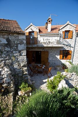 Sensational villa with pool in Milna