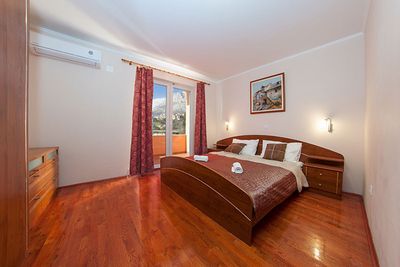 Modern luxury villa with pool Makarska