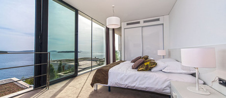 Fascinanting Villa near Sea and Beach Primosten