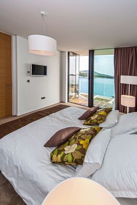 Fascinanting villa near sea in Primosten
