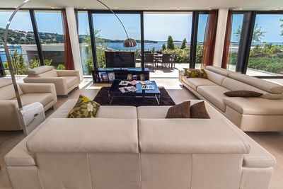 Fascinanting villa near sea in Primosten