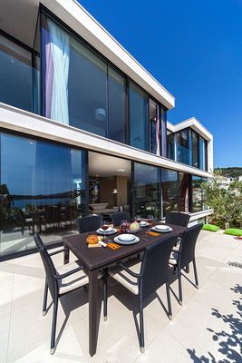 Fascinanting villa near sea in Primosten