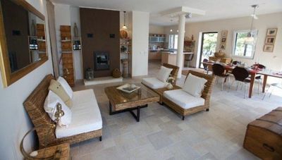 Luxury beachfront villa for 6 persons on the island of Brac