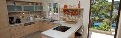 Luxury beachfront villa for 6 persons on the island of Brac