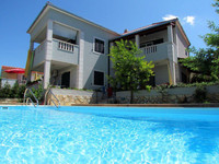 Villa With Pool  and Jacuzzi Bathroom in Supetar ; island Brac