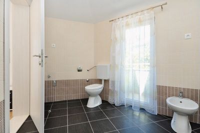 Luxury 6 person villa with pool in Kastel Stari