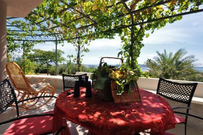 Attractive Holiday House with Pool in Kastel Gomilica near Split