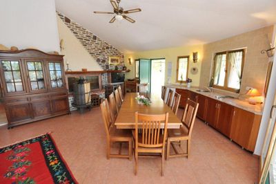 Attractive Holiday House with Pool in Kastel Gomilica near Split