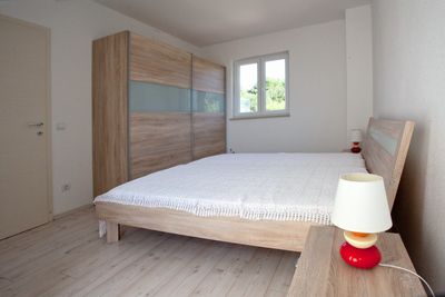 Beautiful 6 person penthouse apartment with pool in Sutivan 