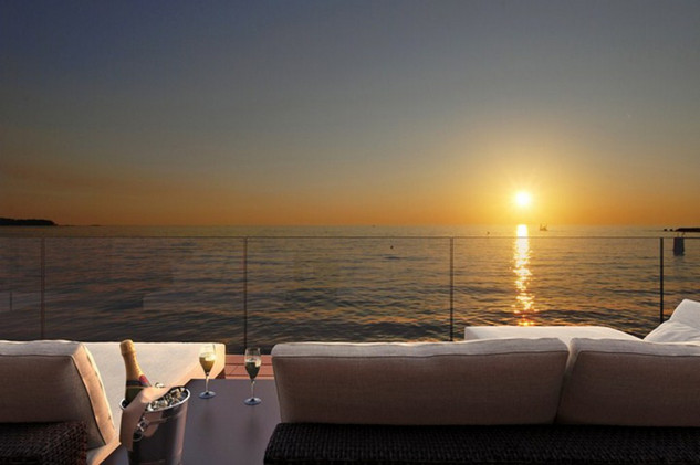 Fascinating Luxury Seafront Villa in Porec, Istria