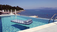 Exclusive Beachfront Villa with Pool in Sreser Peljesac Peninsula