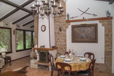 Romantic seafront villa with pool for 6 persons in Split