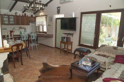 Romantic seafront villa with pool for 6 persons in Split