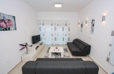 Fascinating villa with pool for 8 persons in Okrug Gornji