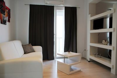 Exclusive beachfront villa with pool for 14 persons in Sreser, Peljesac