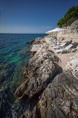 Fascinanting villa near sea in Primosten