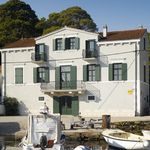 5 bedroom Luxury Seafront Villa with Pool in heart of Dalmatia