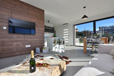 Lovely Decorated 6 Person Villa in Split