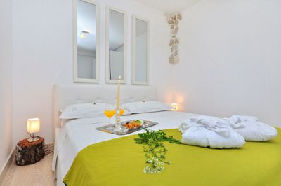 Lovely Decorated 6 Person Villa in Split
