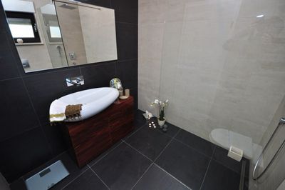 Lovely Decorated 6 Person Villa in Split
