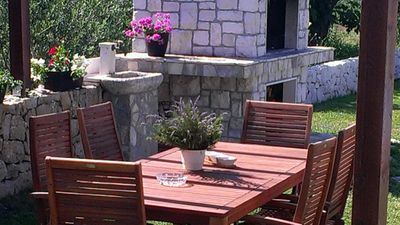 Lovely Decorated 6 Person Villa in Split