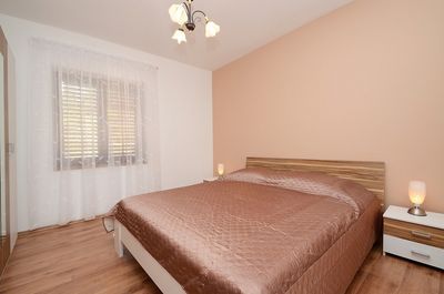 Beautiful 11 Person Beachfront House in Korcula Island