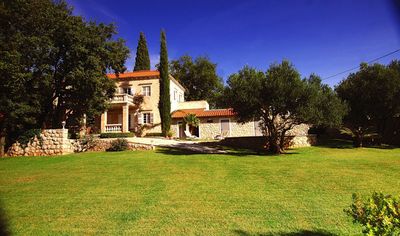 Luxury Stone Villa with Pool for 8 people in Cilipi near Dubrovnik