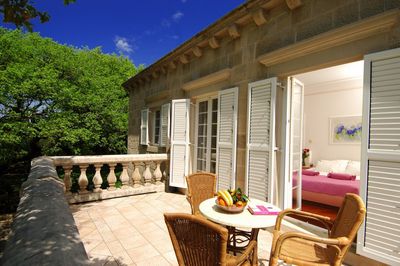 Luxury Stone Villa with Pool for 8 people in Cilipi near Dubrovnik