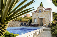 Stylish Villa with Pool in Town Supetar, Island Brac 