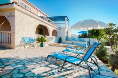 Luxury Villa with Swimming Pool for 6 People in Marina near Trogir
