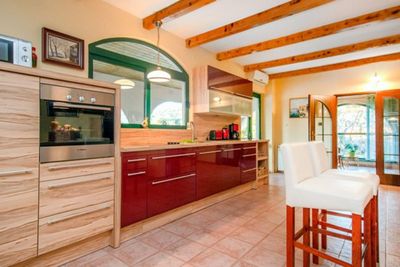 Luxury Villa with Swimming Pool for 6 People in Marina near Trogir