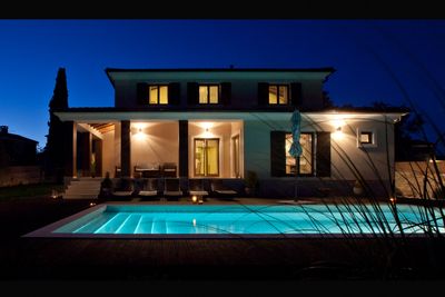 Istrian Luxury Villa with Private Pool, Wellness, and Sport Center near Pula 
