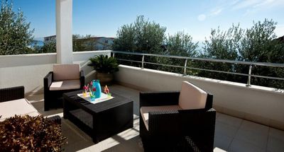 Charming House with Pool for 7 Persons in Okrug Gornji, Island Ciovo