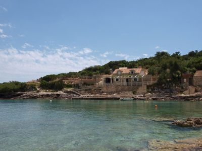 Beach House Island Vis