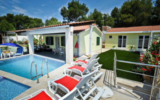 Brac Seaside House with Sea Water Swimming Pool