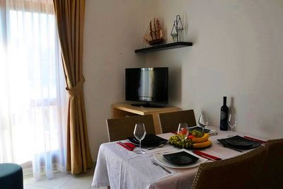 Sea View Stone Villa with Heated Swimming Pool, Jacuzzi, and Summer Kitchen; near Dubrovnik