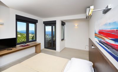 Fabulous Luxury Villa with Heated Infinity Pool and Sea View over Makarska