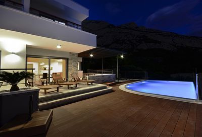 Fabulous Luxury Villa with Heated Infinity Pool and Sea View over Makarska