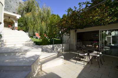 Attractive Holiday Villa with Pool in Baska Voda near Makarska