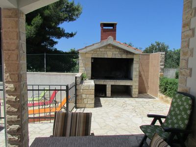  Delightful Holiday House with Pool in Maslinica, Island Solta