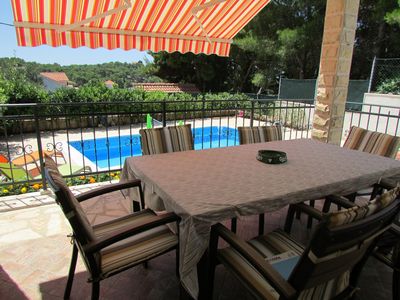  Delightful Holiday House with Pool in Maslinica, Island Solta