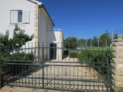  Delightful Holiday House with Pool in Maslinica, Island Solta